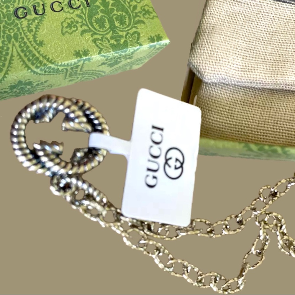 Gucci Arabesque GG Sterling Silver Pendant Necklace 925 -24″ with Box & Dust Bag - Picture 2 of 9